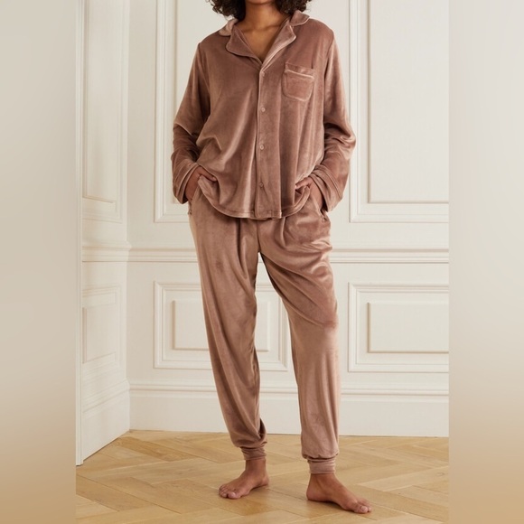 NWT SKIMS Velcour Track Pants! - Picture 1 of 7